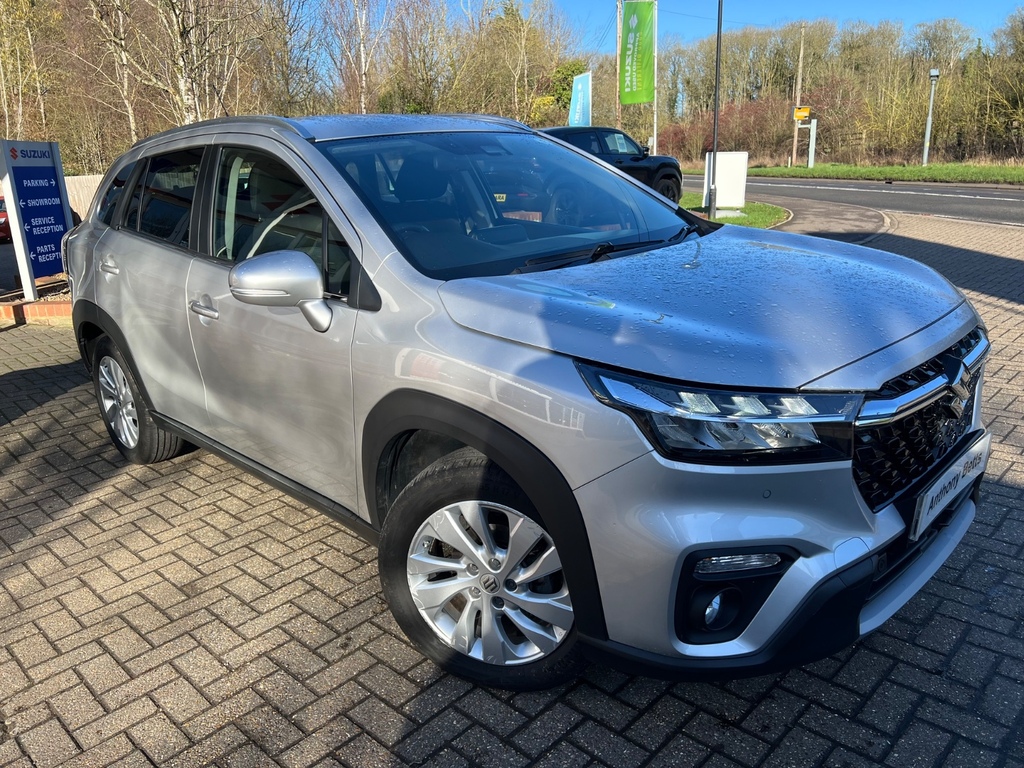 Suzuki S Cross 1.4 Boosterjet 48V Hybrid Motion Silver #2