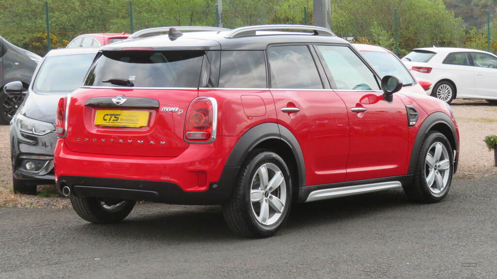 Mini Countryman 2.0 Cooper D YH67OKV Red #3