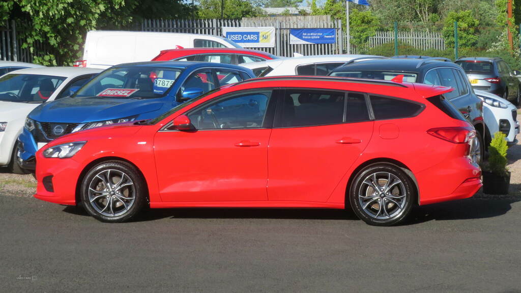 Ford Focus 1.5 Ecoblue 120 St-line WP19YXX Red #5