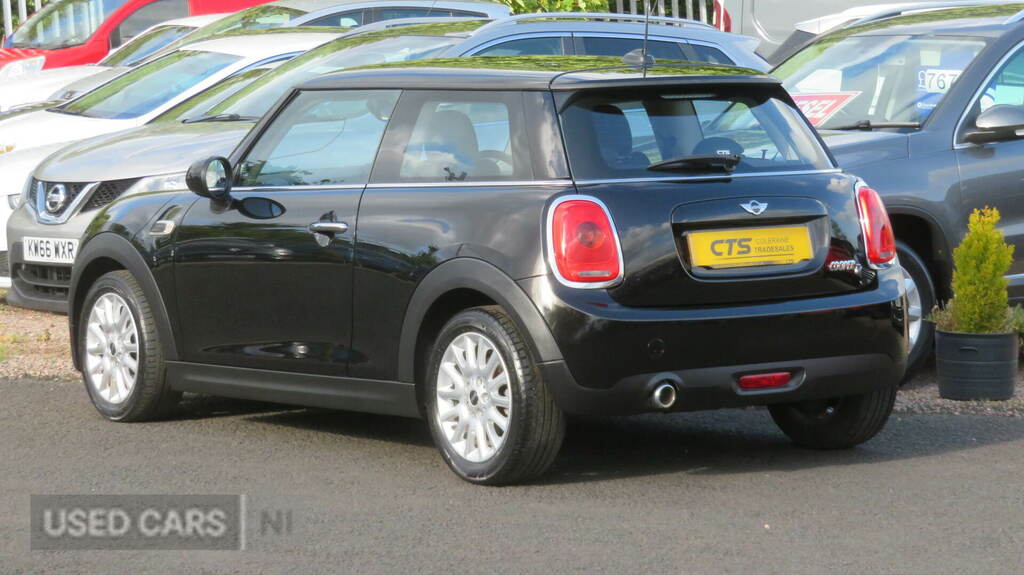 Mini Hatch 1.5 Cooper D NG16YXK Black #6