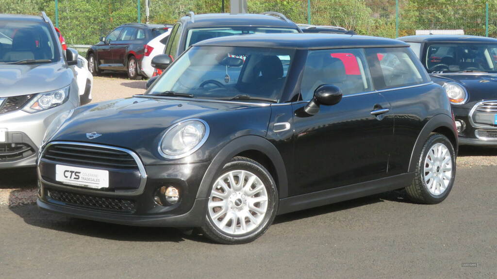 Mini Hatch 1.5 Cooper D NG16YXK Black #4