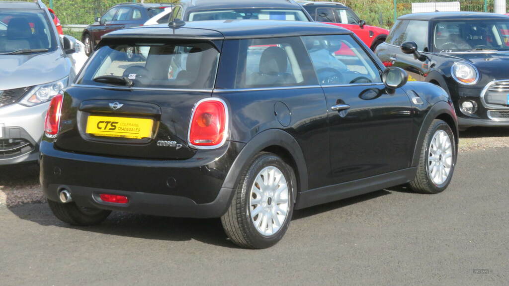 Mini Hatch 1.5 Cooper D NG16YXK Black #3