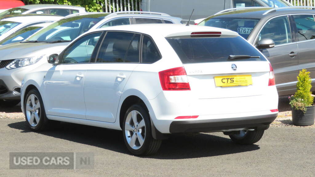 Skoda Rapid 1.6 Tdi Cr Se Tech White #6