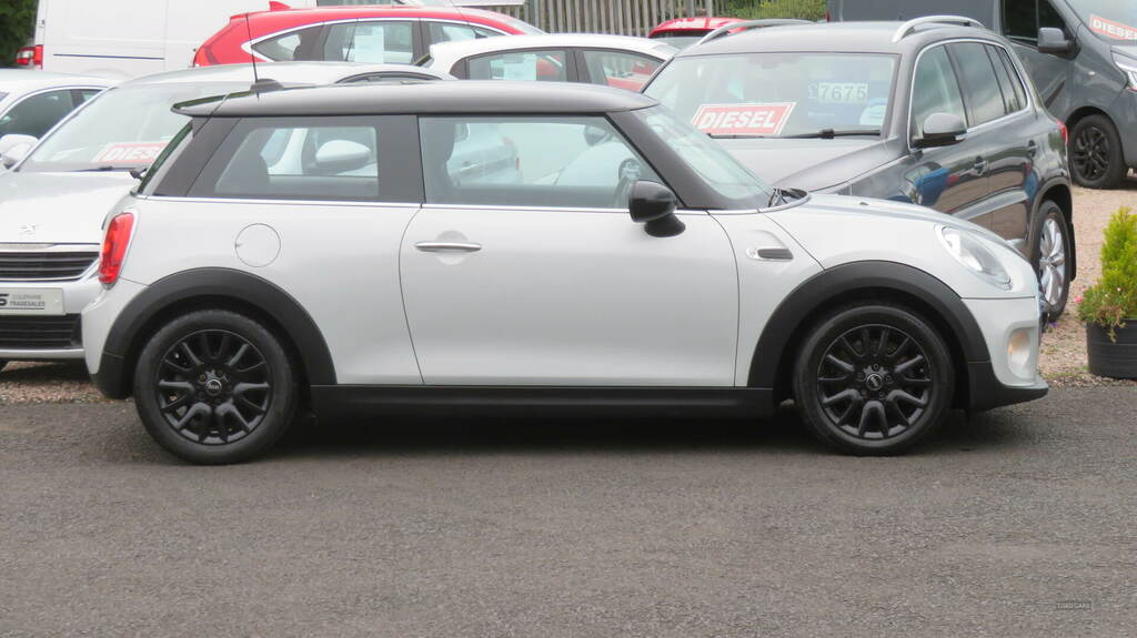 Mini Hatch 1.5 Cooper WUI1901 Silver #2