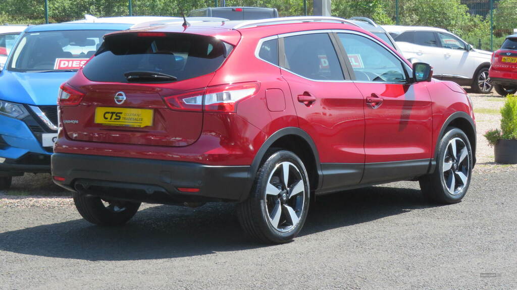 Nissan Qashqai 1.5 Dci N-vision YK17BAF Red #6