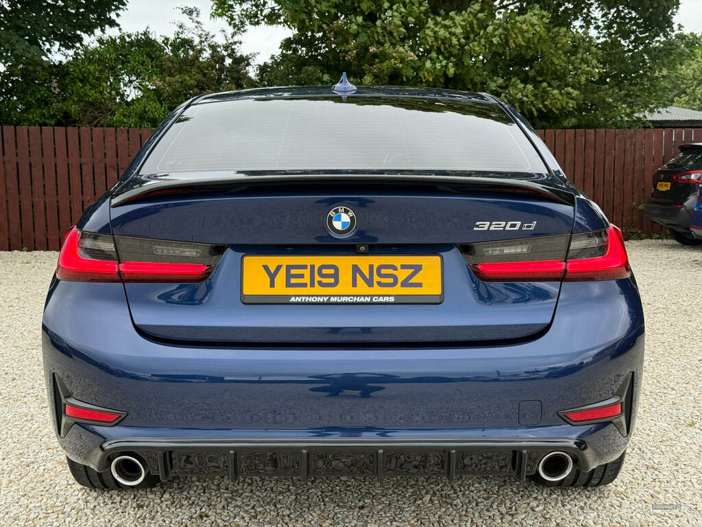 BMW 3 Series 320D Se Step YE19NSZ Blue #4