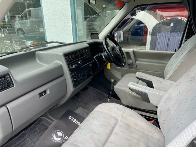 Volkswagen Transporter Mpv Blue #11