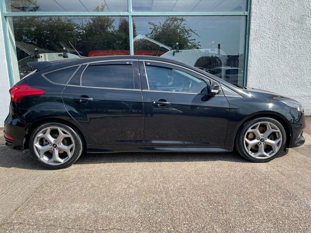 Ford Focus 2.0 Tdci St-2 Hatchback Euro 6 EW12ANW Black #2