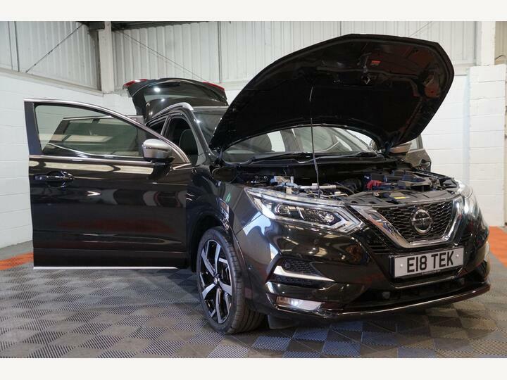 Nissan Qashqai 1.3 Dig-t Tekna Dct Euro 6 Ss Black #5
