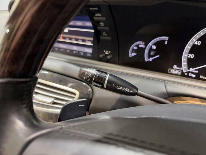 Mercedes-Benz CL 4.7 V8 Cgi Blueefficiency G-tronic Coupe Silver #75