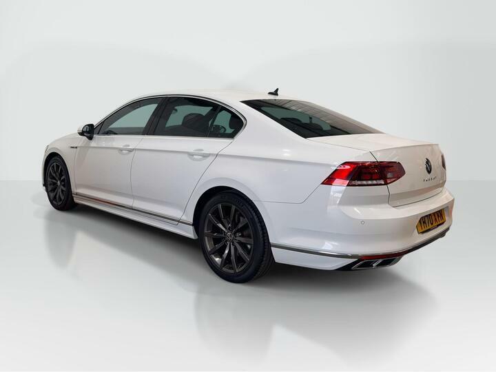 Volkswagen Passat 2.0 Tdi Evo R-line Euro 6 Ss YH70XYN White #2