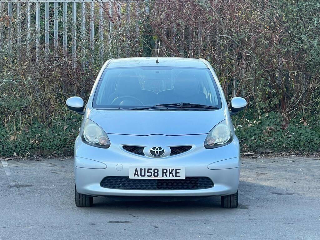 Toyota Aygo 1.0 Vvt-i Platinum Euro 4 AU58RKE Silver #2