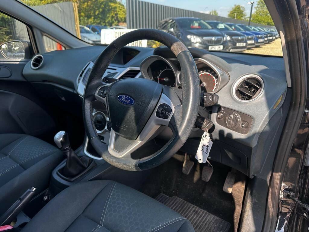 Ford Fiesta 1.4 Titanium  #6
