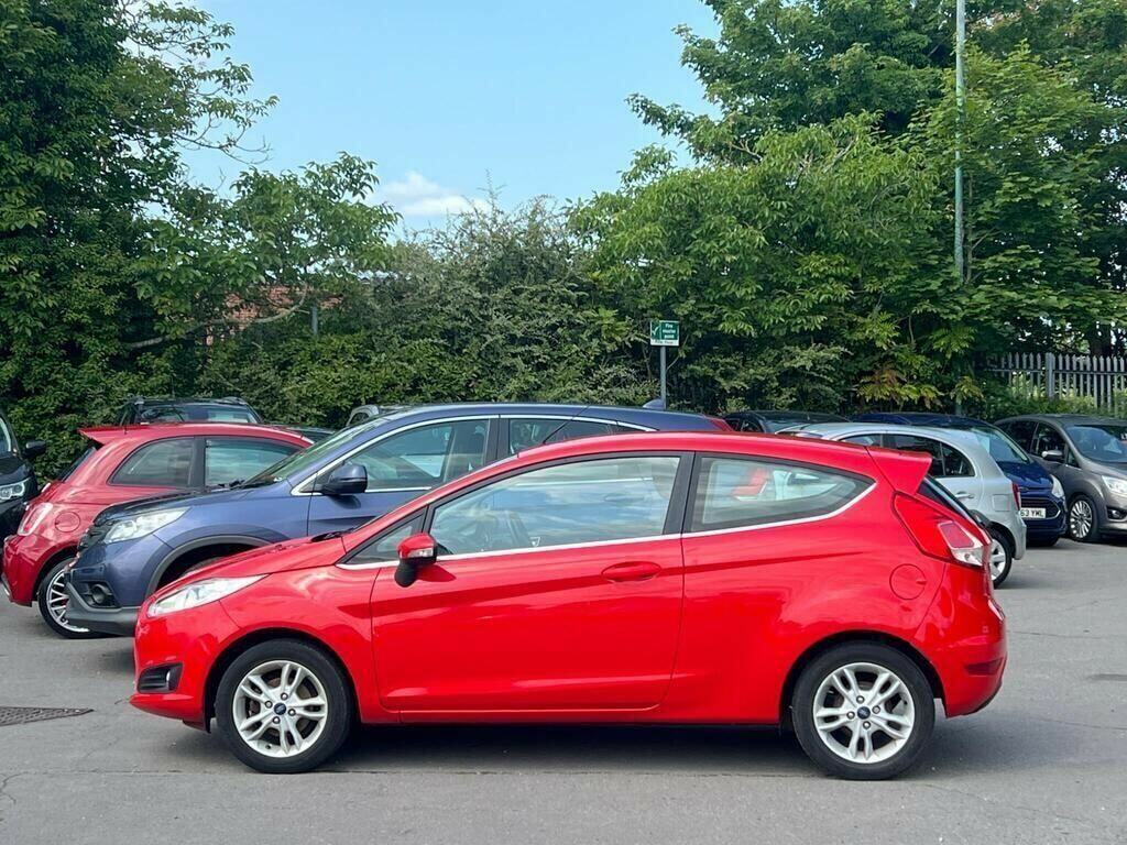 Ford Fiesta 1.25 Zetec Euro 6 CV15XHO Red #6