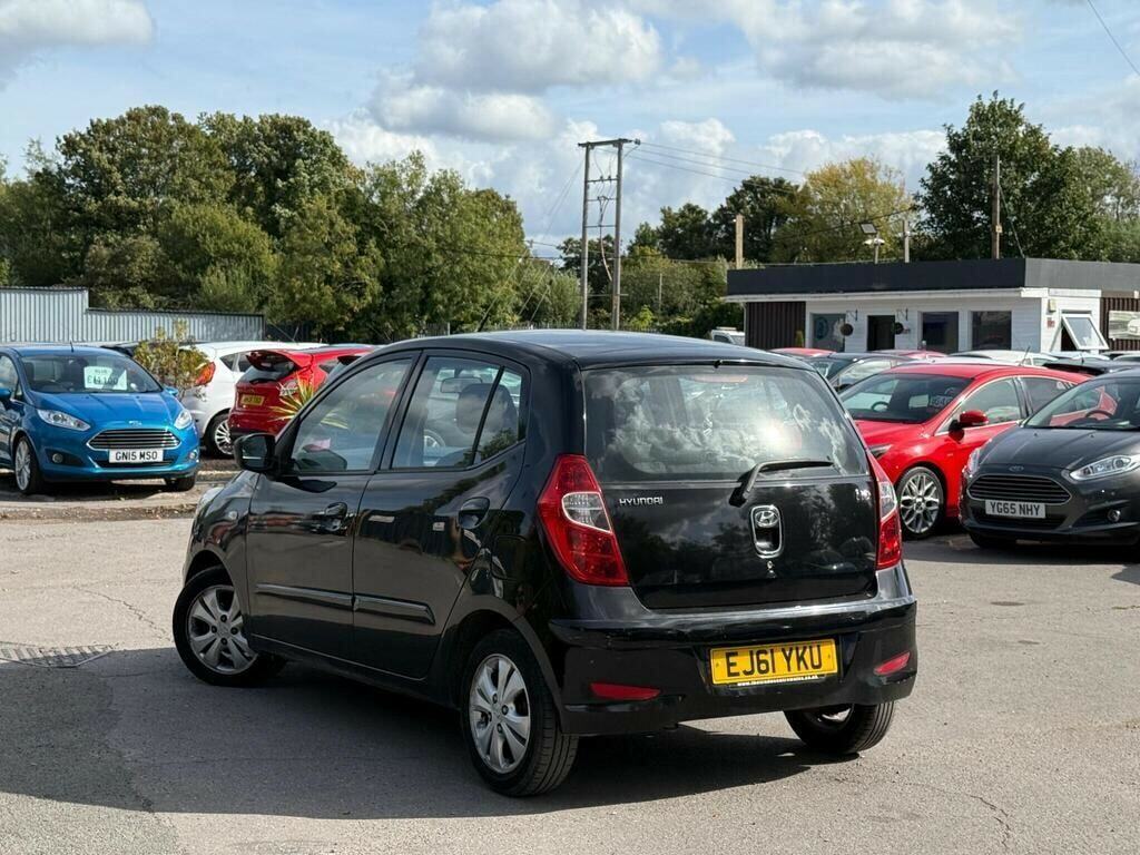 Hyundai I10 1.2 Active Euro 5 EJ61YKU Black #4