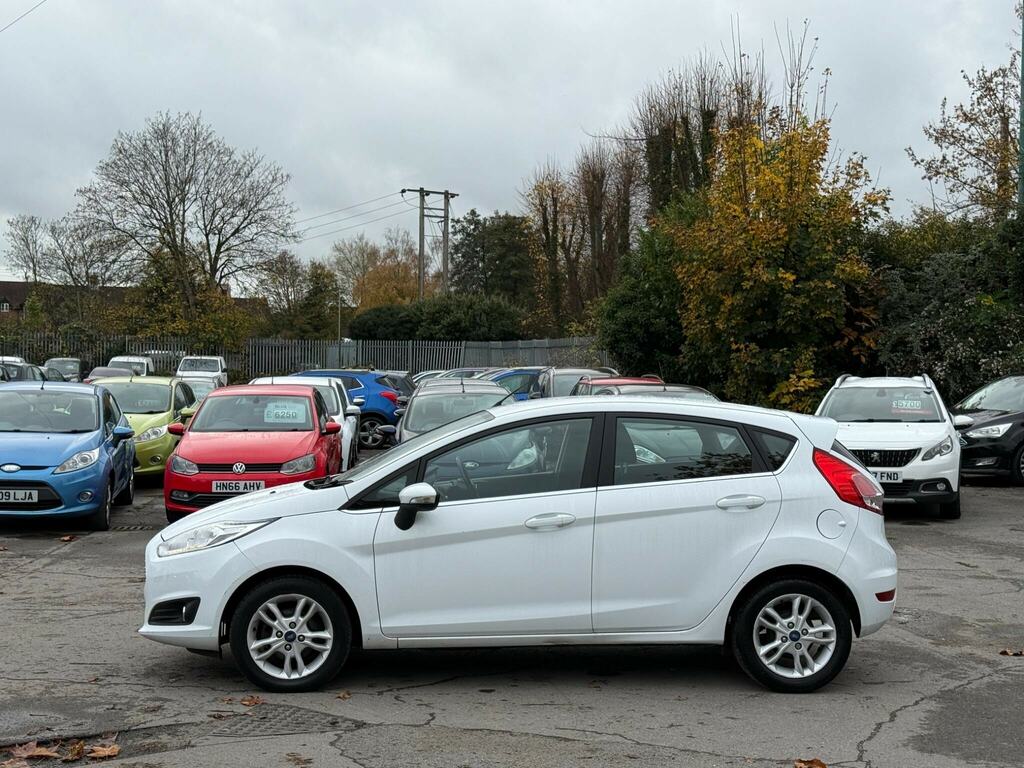 Ford Fiesta 1.0T Ecoboost Zetec Euro 6 Ss GY65ZKA White #3