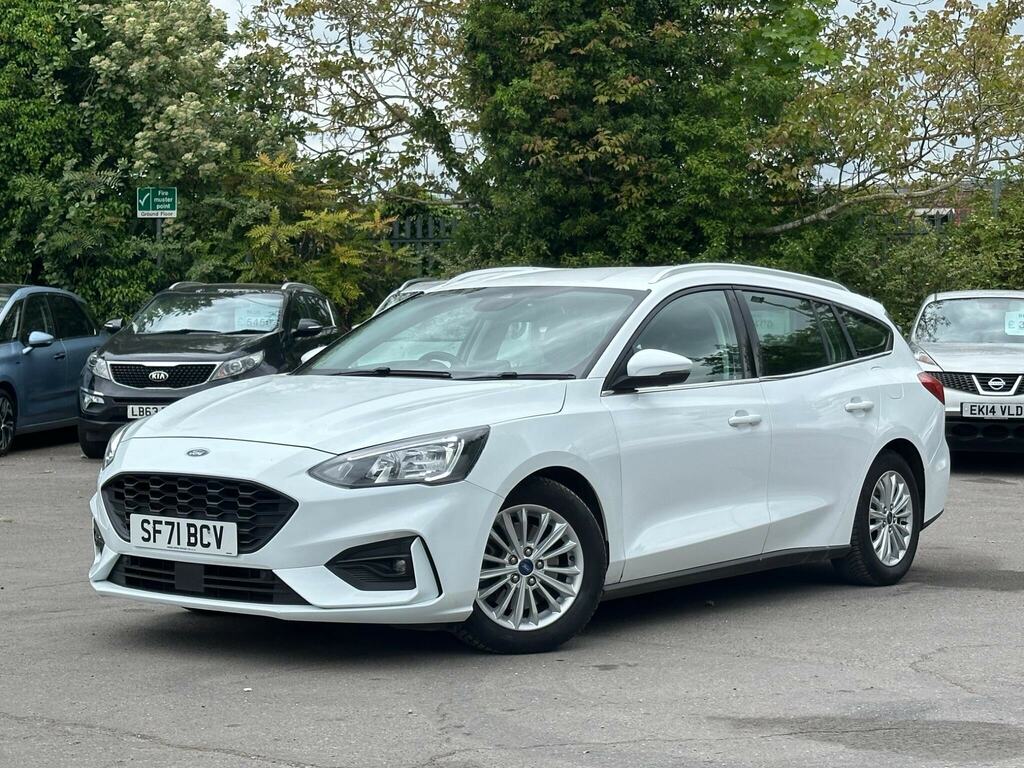 Ford Focus 1.0T Ecoboost Mhev Titanium Edition Euro 6 Ss 5 SF71BCV White #3