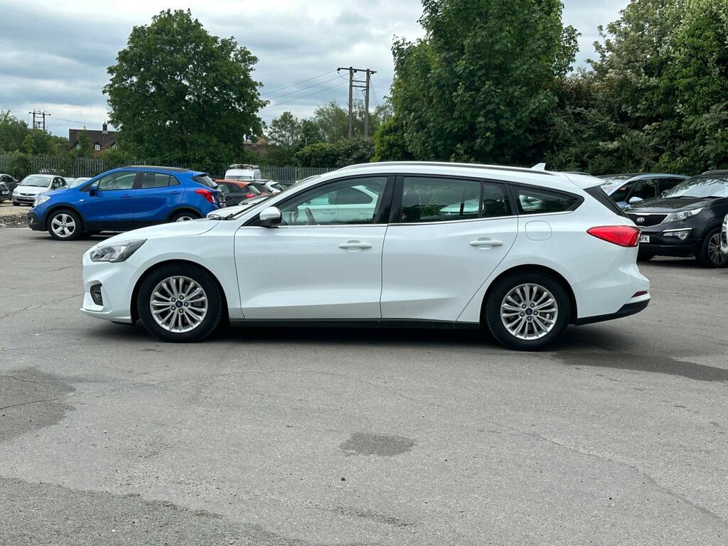 Ford Focus 1.0T Ecoboost Mhev Titanium Edition Euro 6 Ss 5 SF71BCV White #5