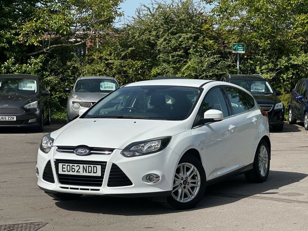 Ford Focus 1.0T Ecoboost Titanium Euro 5 Ss EO62NDD White #3
