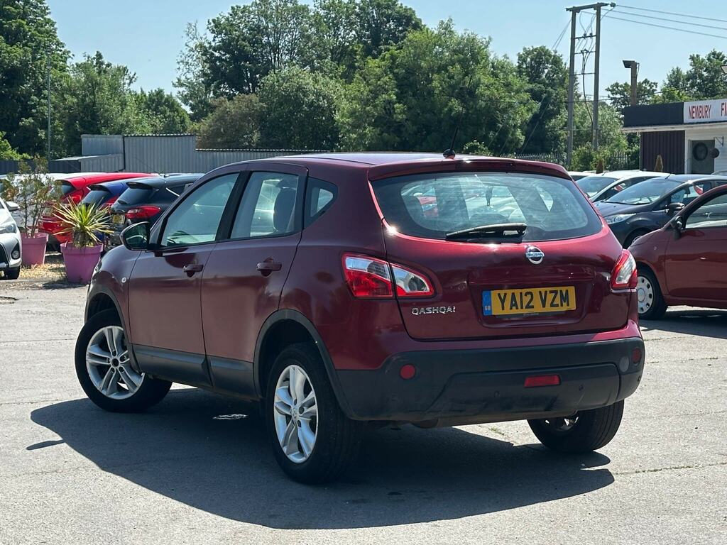 Nissan Qashqai 1.6 Acenta 2Wd Euro 5 Ss YA12VZM Red #4