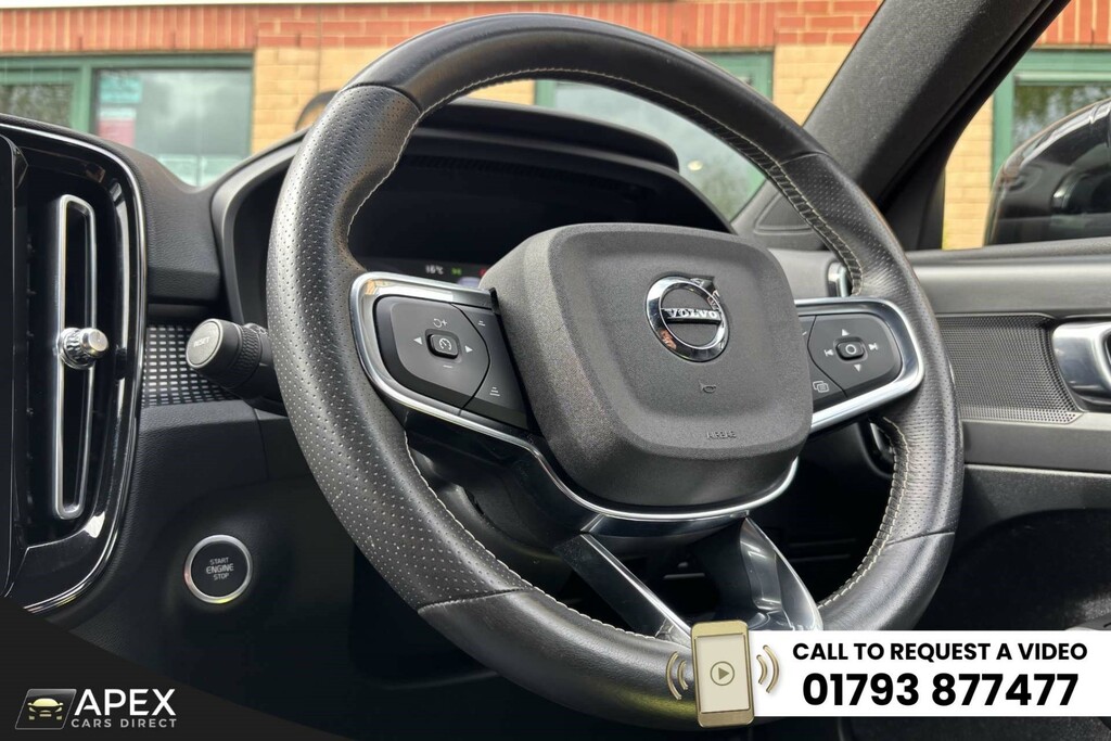Volvo XC40 R-design T3 FL21EXN Silver #5