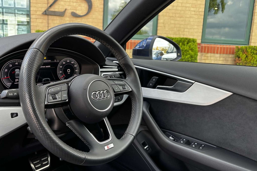 Audi A4 S Line 35 Tfsi Mhev  #6