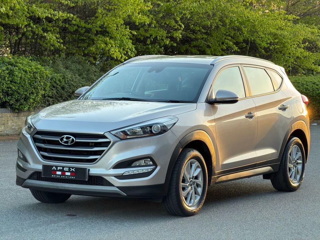 Hyundai Tucson 1.7 Crdi Blue Drive Se Nav Euro 6 Ss White