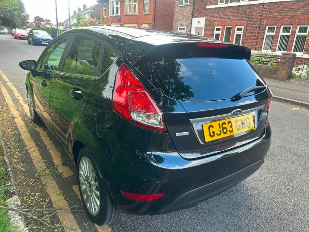 Ford Fiesta Titanium GJ63GWG Black #4