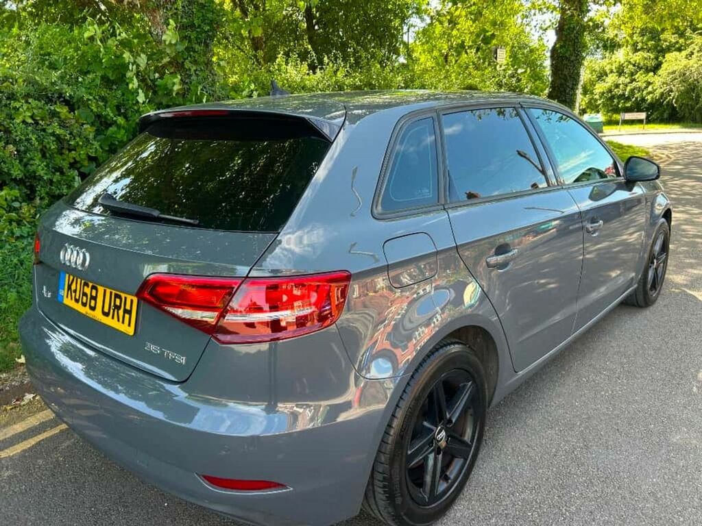 Audi A3 Sportback Tfsi Se Technik KU68URH Grey #3