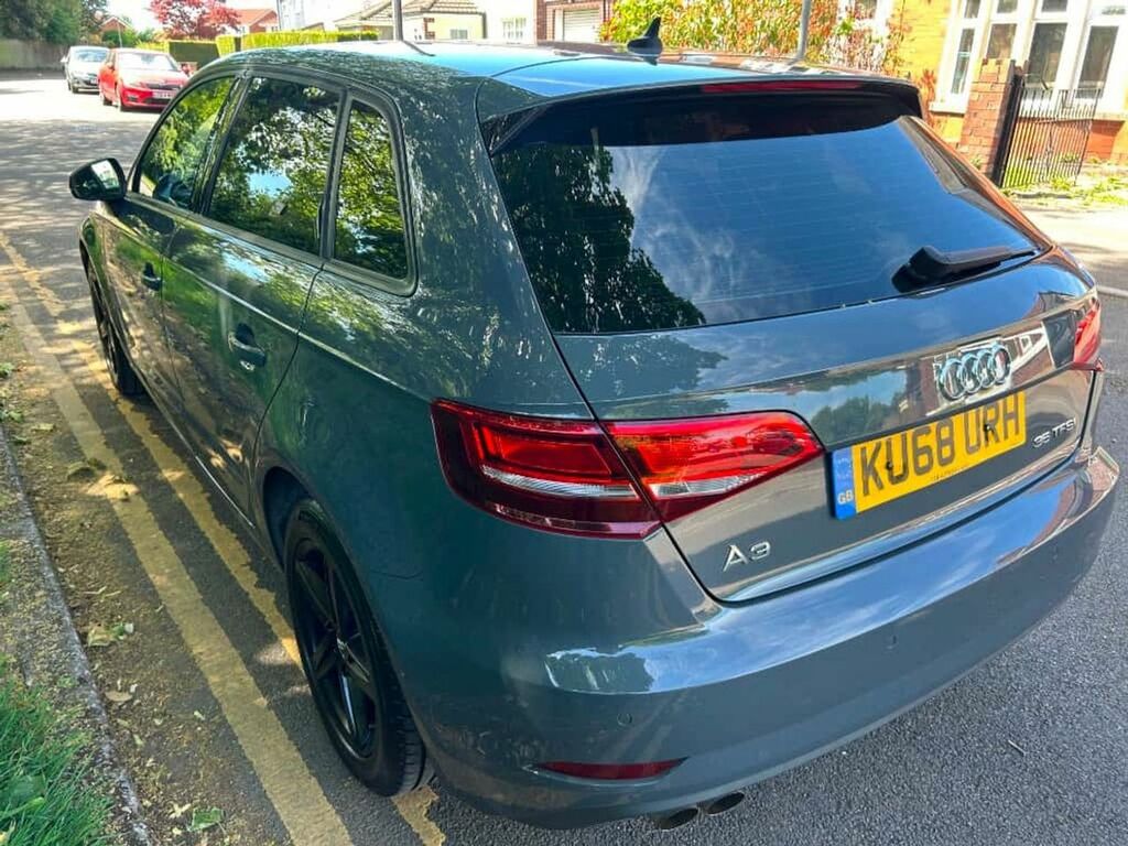 Audi A3 Sportback Tfsi Se Technik KU68URH Grey #4