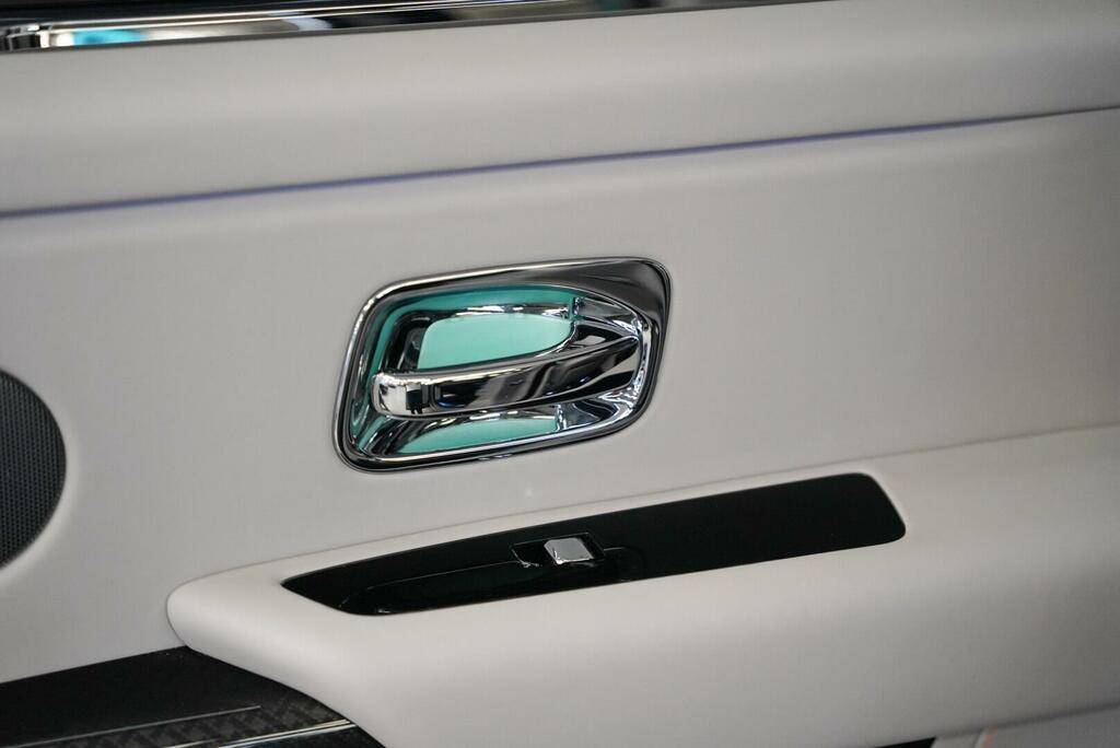 Rolls-Royce Cullinan 6.75 V12 Black Badge 4Wd Euro 6 Black #34
