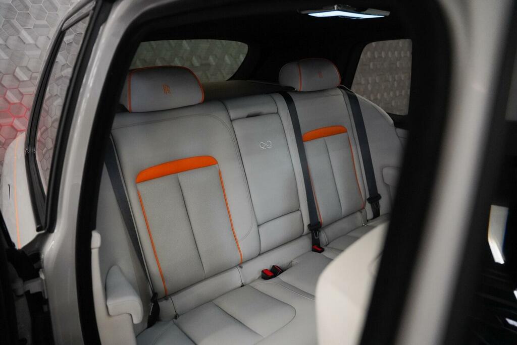 Rolls-Royce Cullinan 6.75 V12 Black Badge 4Wd Euro 6 Black #31