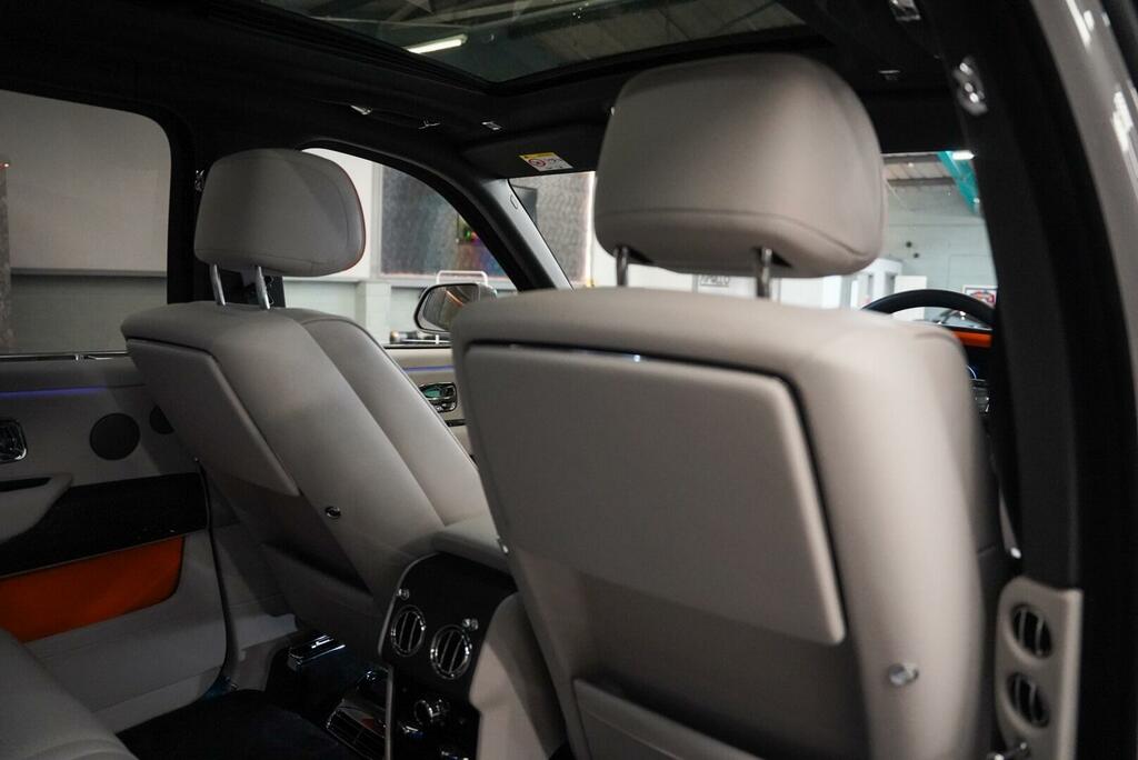 Rolls-Royce Cullinan 6.75 V12 Black Badge 4Wd Euro 6 Black #38