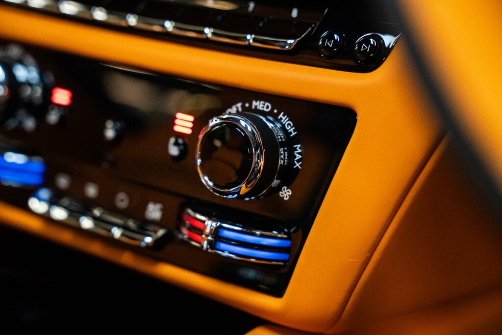 Rolls-Royce Spectre 120Kwh Coupe 4Wd 584 Ps YG73SRT Blue #38