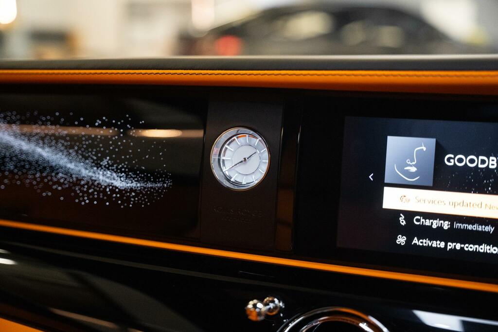 Rolls-Royce Spectre 120Kwh Coupe 4Wd 584 Ps YG73SRT Blue #33