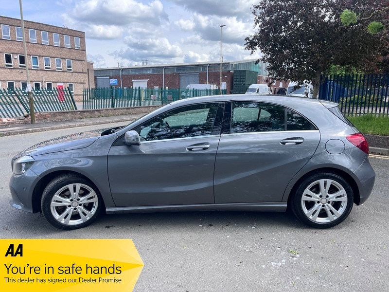 Mercedes-Benz A Class A 200 D Sport WG16HYJ Grey #4