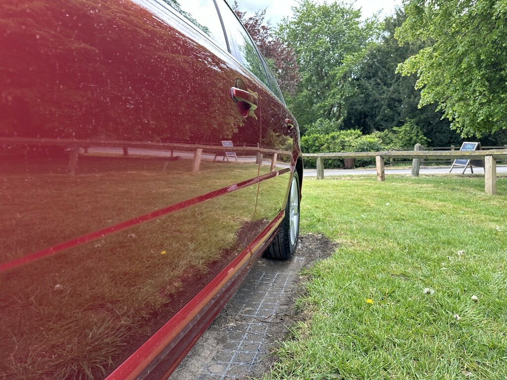 Volvo V70 Estate 1.6 D2 Business Edition 2014 Red #6