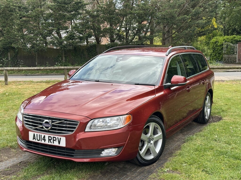 Volvo V70 Estate 1.6 D2 Business Edition 2014 Red #2