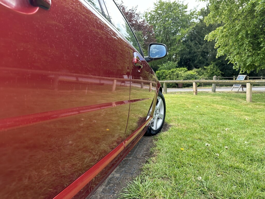 Volvo V70 Estate 1.6 D2 Business Edition 2014 Red #5