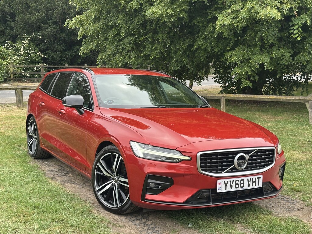Volvo V60 Estate 2.0 R-design Pro D4 2019 Red