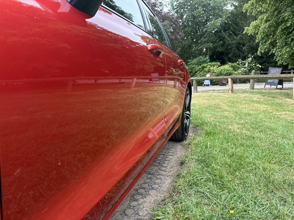 Volvo V60 Estate 2.0 R-design Pro D4 2019 YV68VHT Red #6