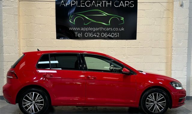 Volkswagen Golf Tdi Se Hatchback NV18UDZ Red #2