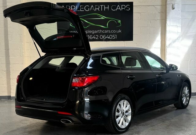 Kia Optima Crdi 2 Sportswagon Black #3