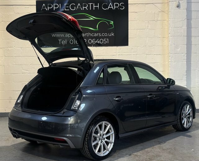 Audi A1 Tfsi Cod S Line GV66UGU Grey #4