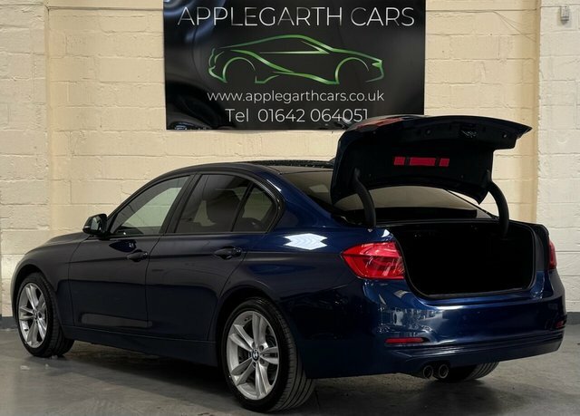 BMW 3 Series 320D Sport Saloon YF16OLH Blue #5
