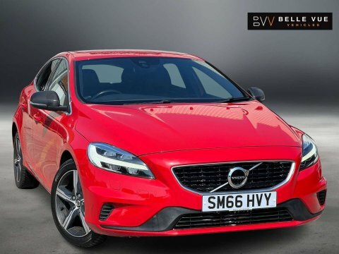Volvo V40 2.0 V40 R-design Red