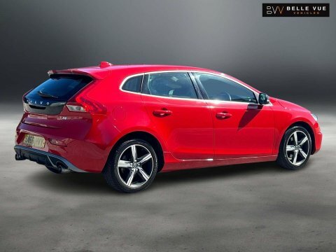 Volvo V40 2.0 V40 R-design SM66HVY Red #4