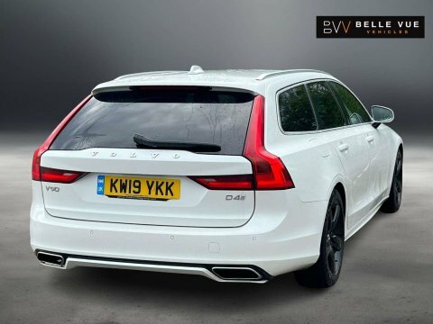 Volvo V90 2.0 V90 R-design KW19YKK White #5