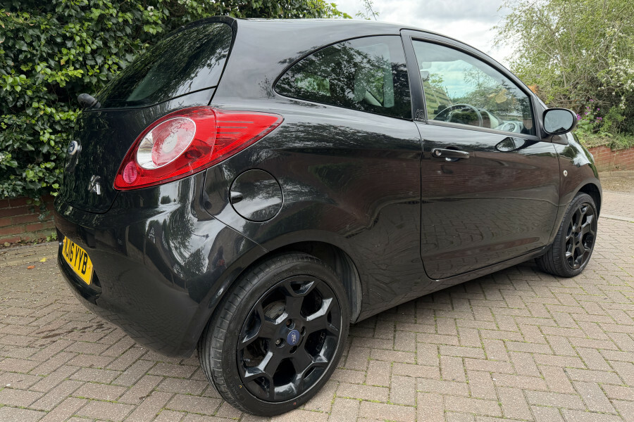 Ford KA Hatchback NJ16YYB Black #6