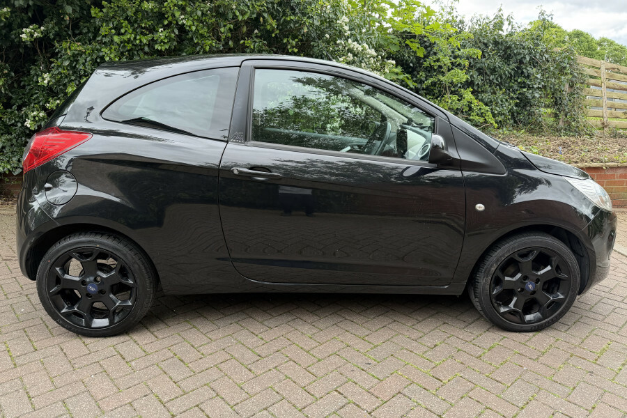 Ford KA Hatchback NJ16YYB Black #5